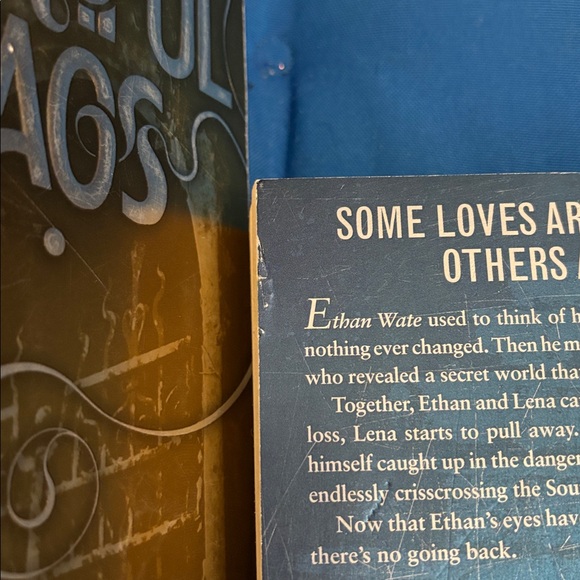 Beautiful Creatures Set Of Five Four Soft Cover One Hard Cover NWOTS - Picture 13 of 16